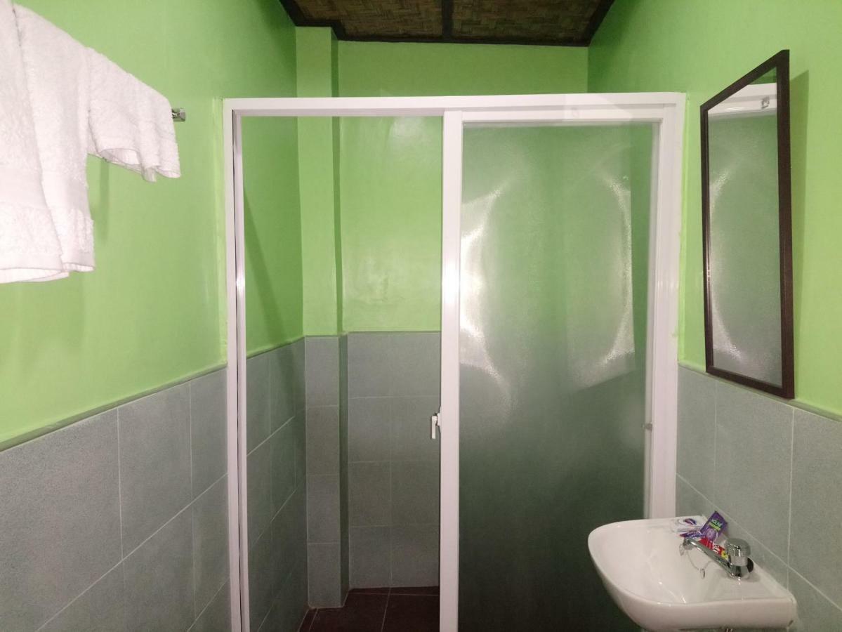In-N-Out Guest House Siquijor Extérieur photo